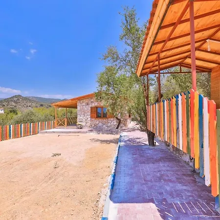 Bayindir Tas Ev & Bungalow's קס